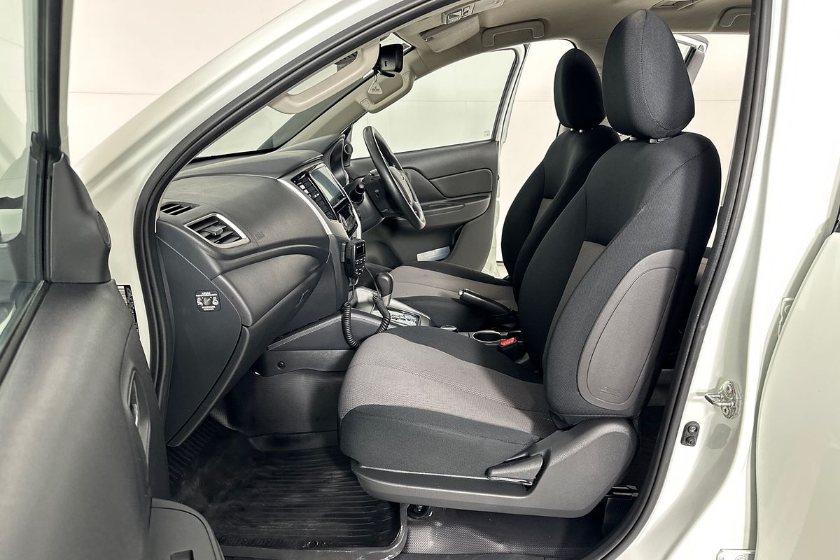 2021 Mitsubishi TRITON GLX+ (4x4) MR MY21 4X4