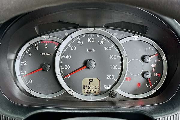 2014 Mitsubishi Triton GLX MN 4X4