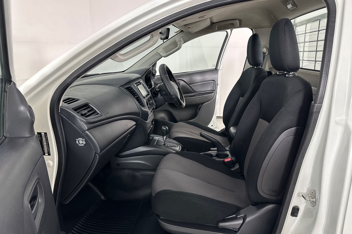 2020 Mitsubishi TRITON GLX (4x2) MR MY21 4x2