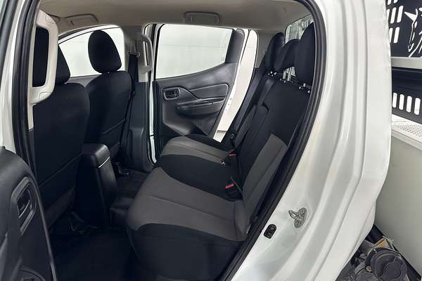 2022 Mitsubishi TRITON GLX (4x4) MR MY22 4X4
