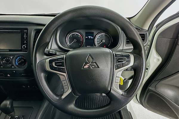 2021 Mitsubishi TRITON GLX (4x4) MR MY22 4X4