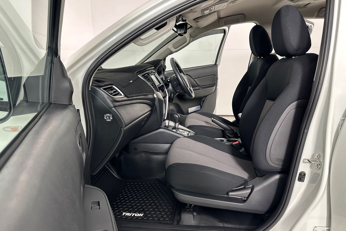 2021 Mitsubishi TRITON GLX+ (4x4) MR MY22 4X4