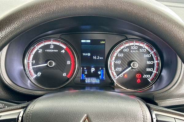 2022 Mitsubishi TRITON GLX (4x4) MR MY22 4X4