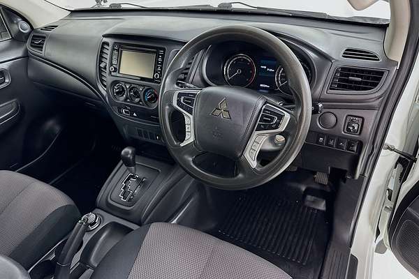 2021 Mitsubishi Triton GLX MR 4X4