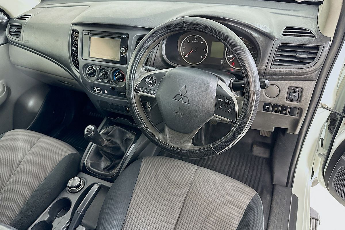 2017 Mitsubishi Triton GLX MQ REAR WHEEL DRIVE