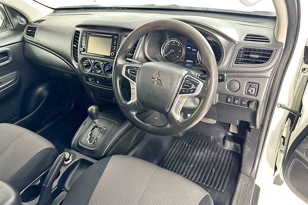 2022 Mitsubishi TRITON GLX (4x4) MR MY22 4X4