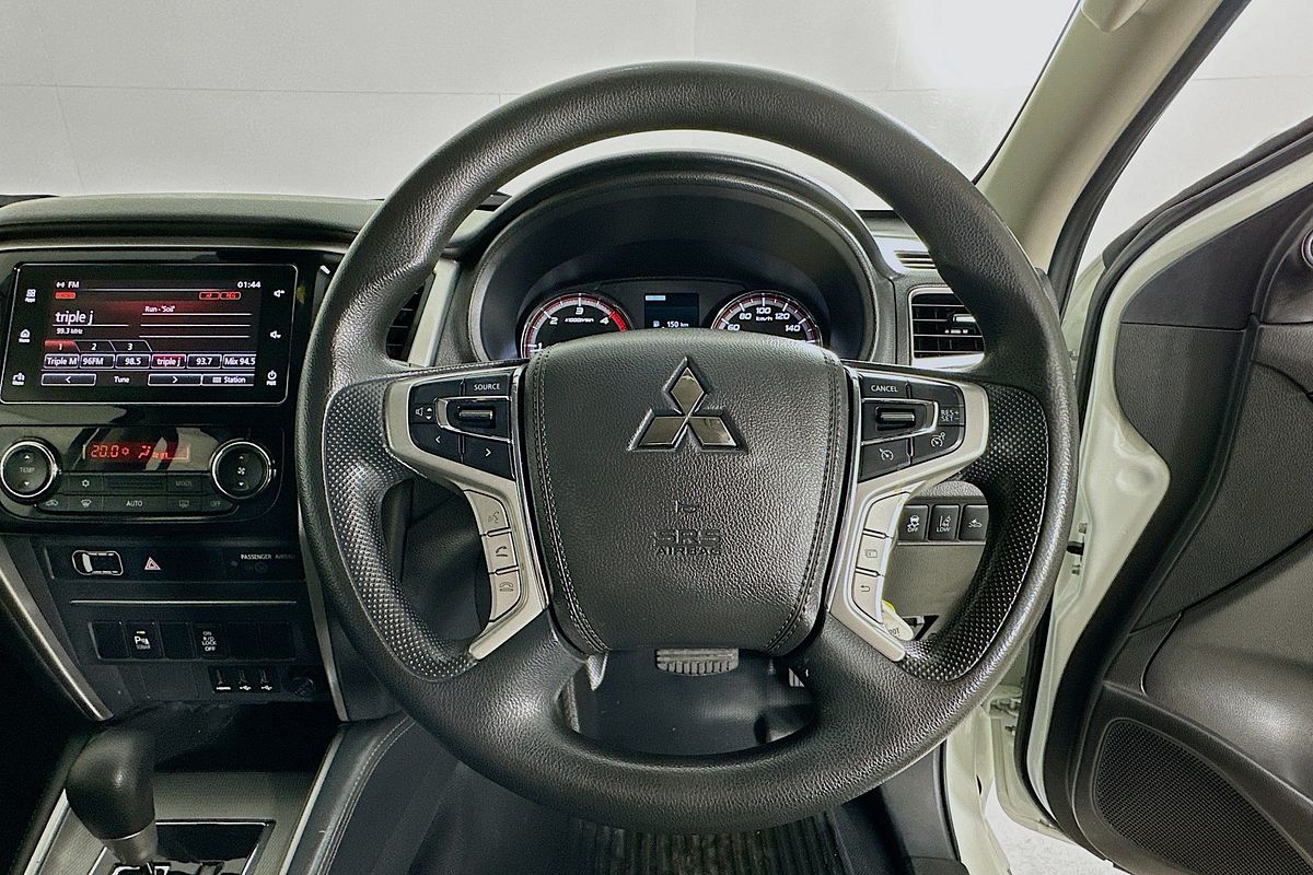 2021 Mitsubishi TRITON GLX+ (4x4) MR MY22 4X4