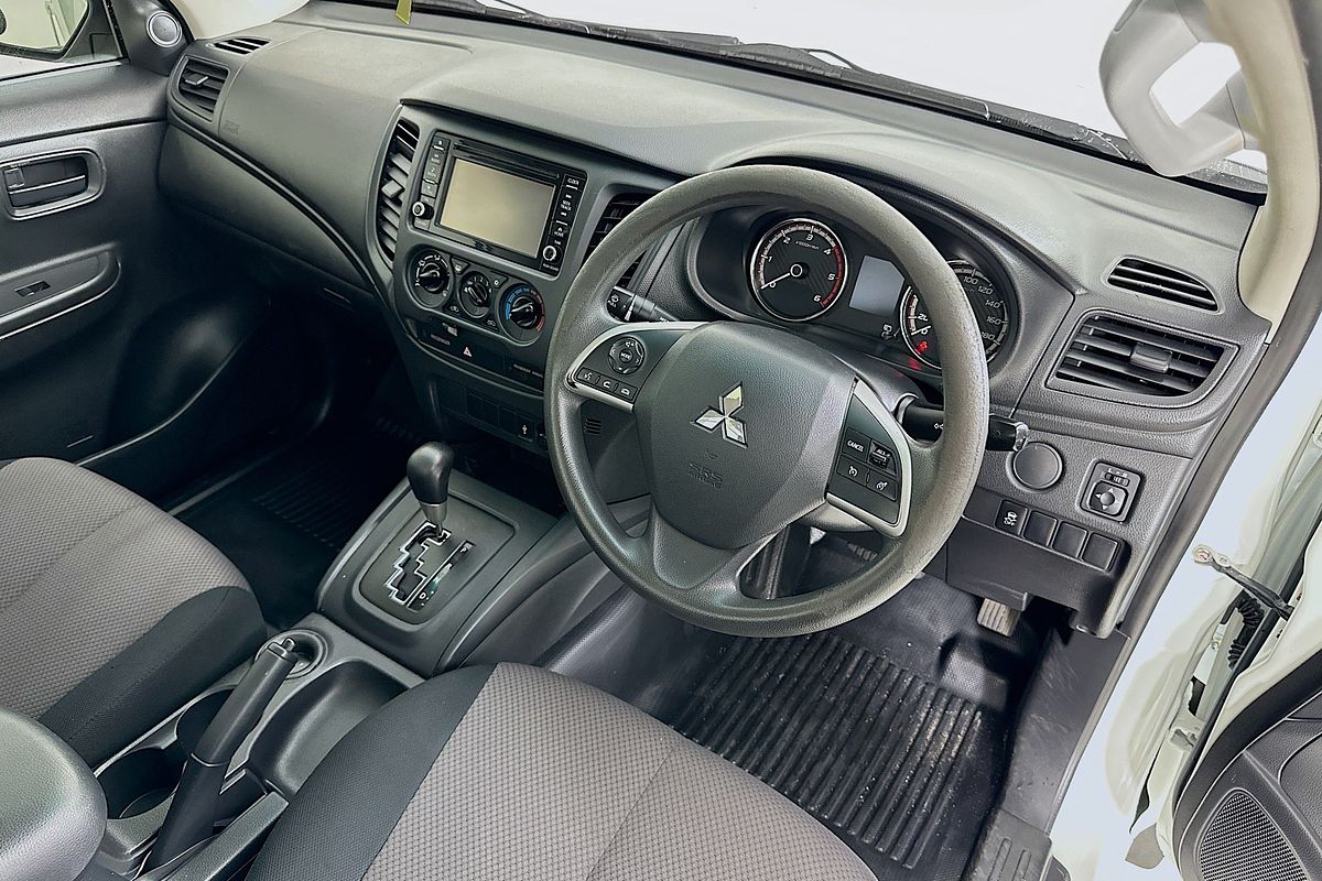 2021 Mitsubishi TRITON GLX (4x2) MR MY21 4x2