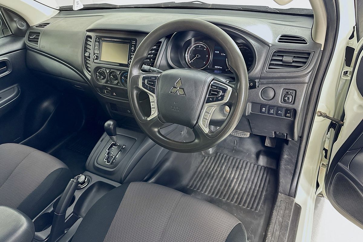 2022 Mitsubishi TRITON GLX+ (4x4) MR MY22 4X4
