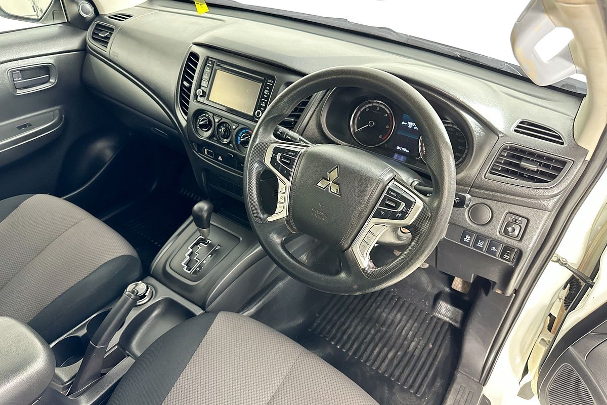 2022 Mitsubishi TRITON GLX (4x4) MR MY22 4X4