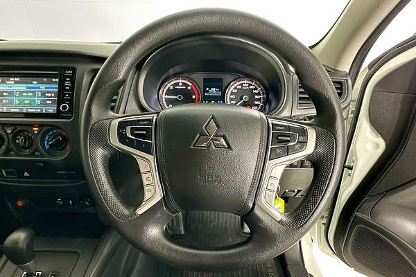 2021 Mitsubishi TRITON GLX (4x2) MR MY22 4x2