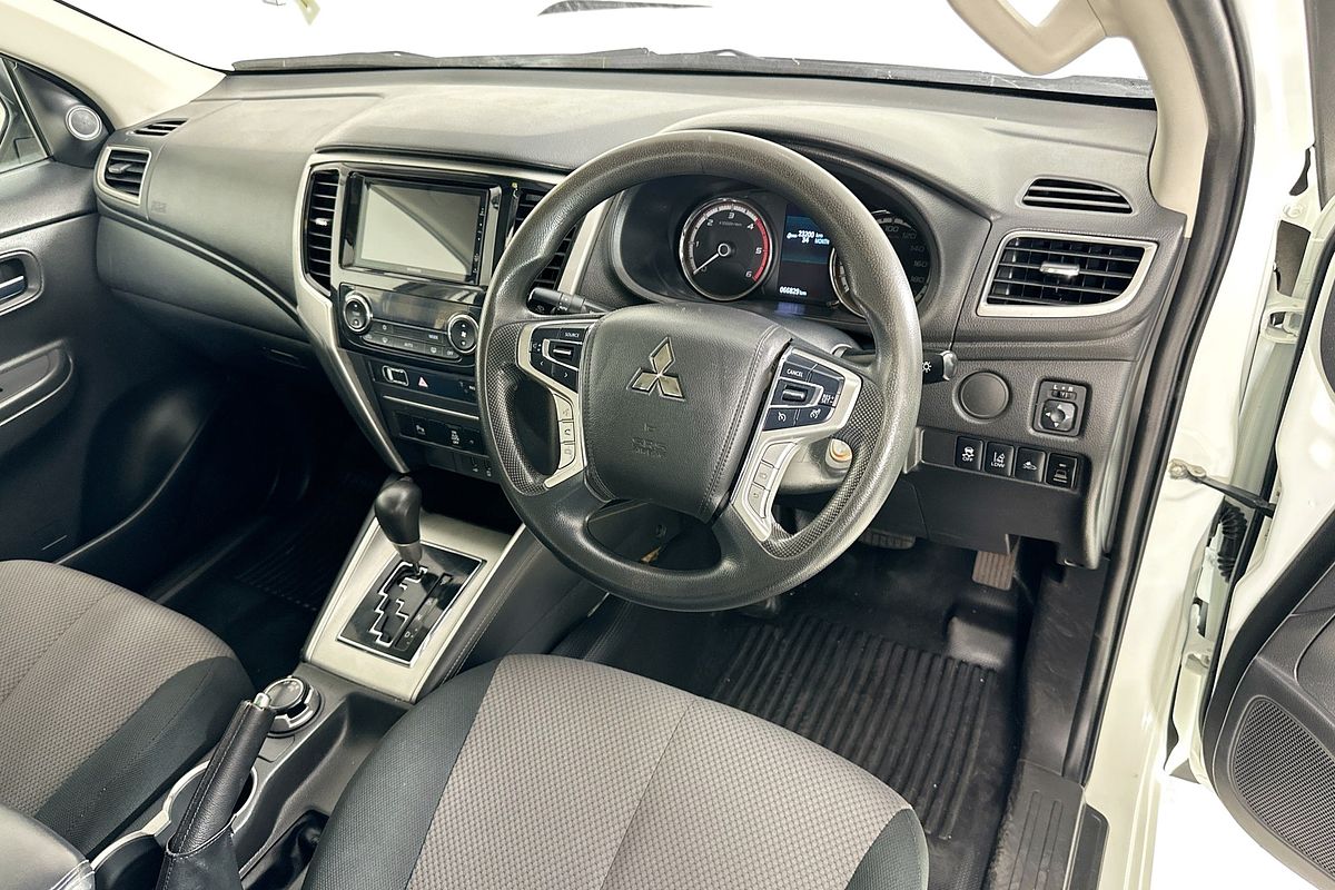 2022 Mitsubishi TRITON GLX+ (4x4) MR MY22 4X4