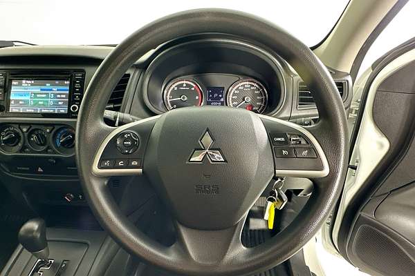 2021 Mitsubishi TRITON GLX (4x2) MR MY21 4x2