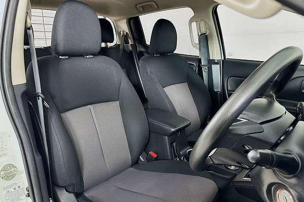 2022 Mitsubishi TRITON GLX+ (4x4) MR MY22 4X4