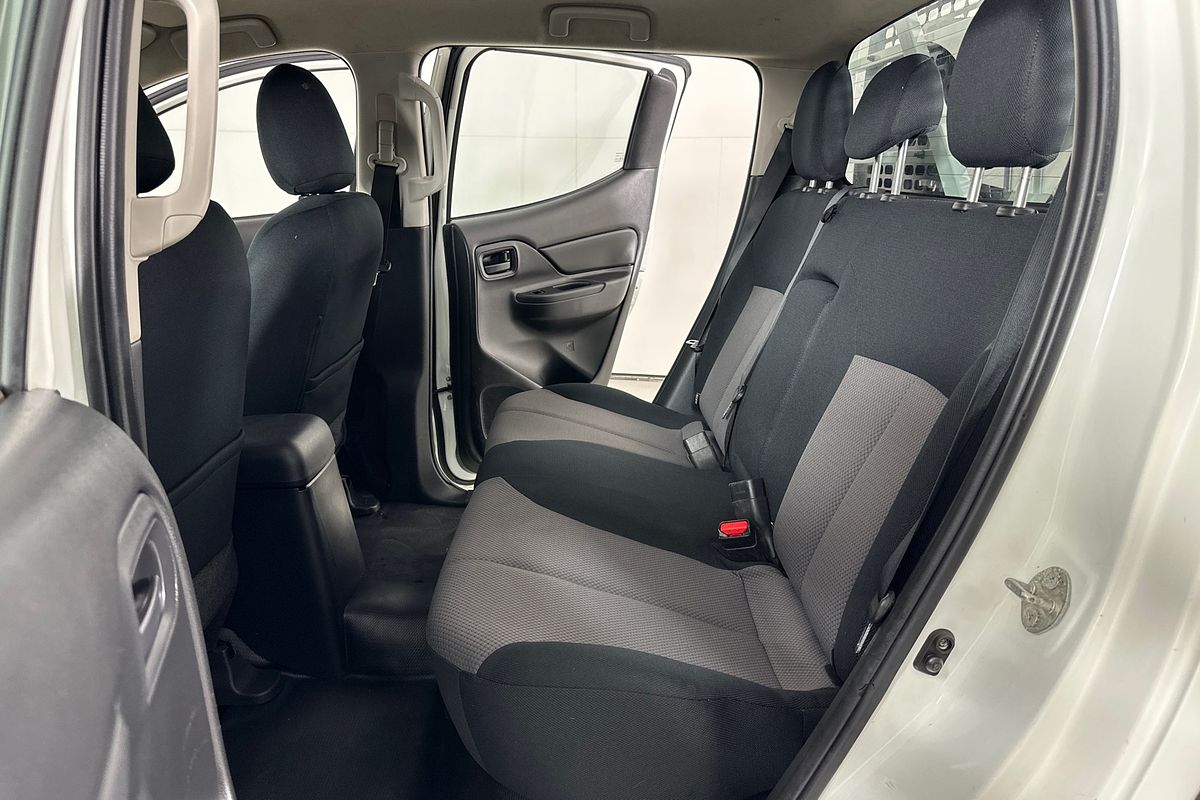 2022 Mitsubishi TRITON GLX (4x4) MR MY22 4X4