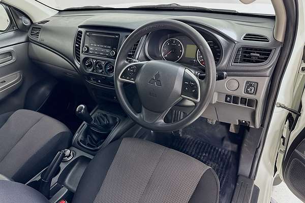 2015 Mitsubishi TRITON GLX (4x4) MQ MY16 4X4