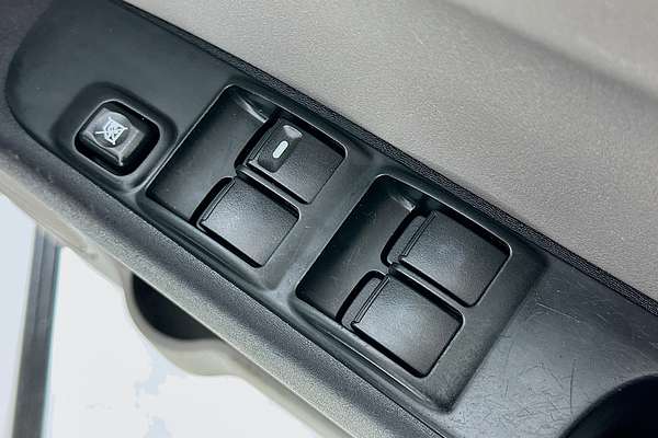 2014 Mitsubishi Triton GLX MN 4X4