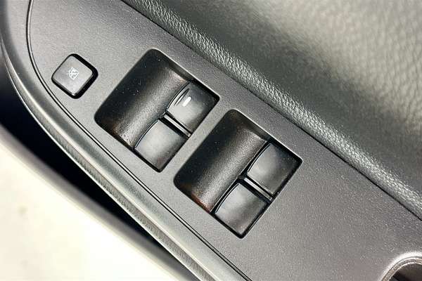 2022 Mitsubishi TRITON GLX (4x4) MR MY22 4X4