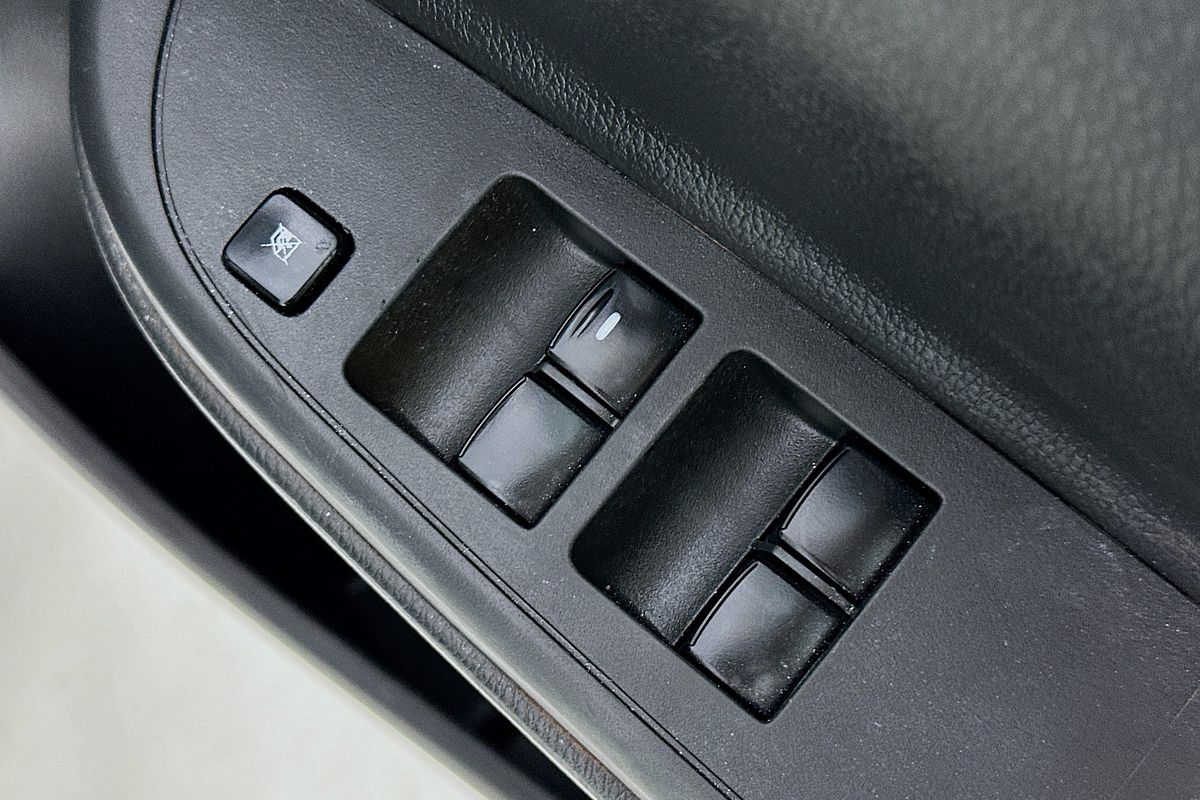 2021 Mitsubishi TRITON GLX (4x4) MR MY21 4X4