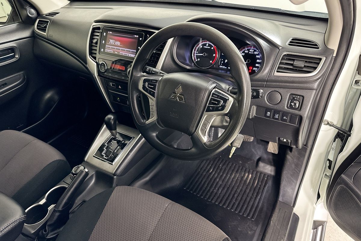 2021 Mitsubishi TRITON GLX+ (4x4) MR MY21 4X4