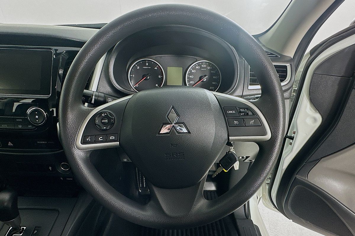2017 Mitsubishi TRITON GLX PLUS (4x4) MQ MY17 4X4