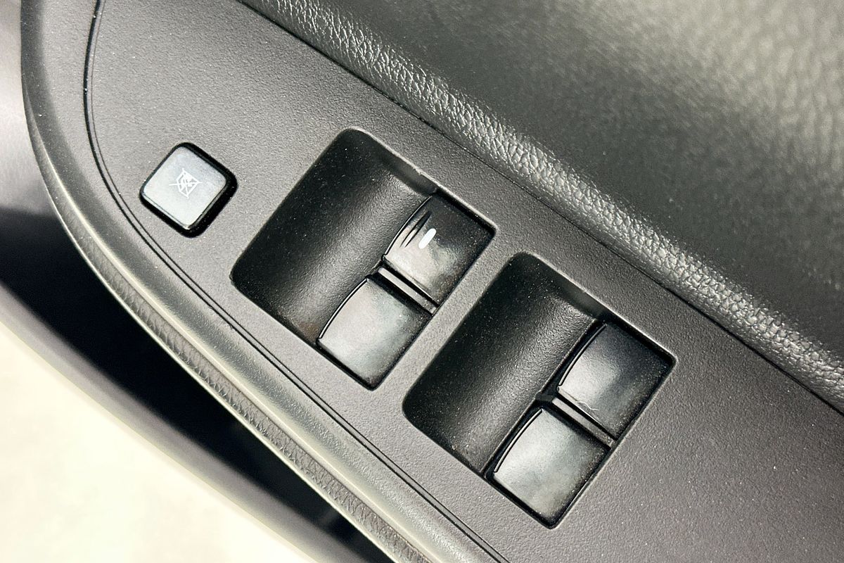 2022 Mitsubishi TRITON GLX+ (4x4) MR MY22 4X4