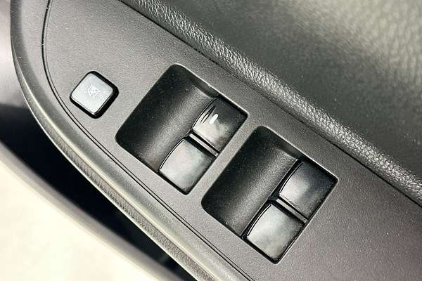 2022 Mitsubishi TRITON GLX+ (4x4) MR MY22 4X4