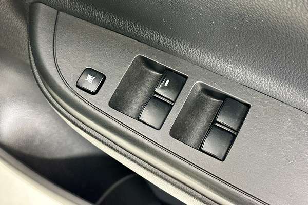 2021 Mitsubishi TRITON GLX (4x4) MR MY22 4X4