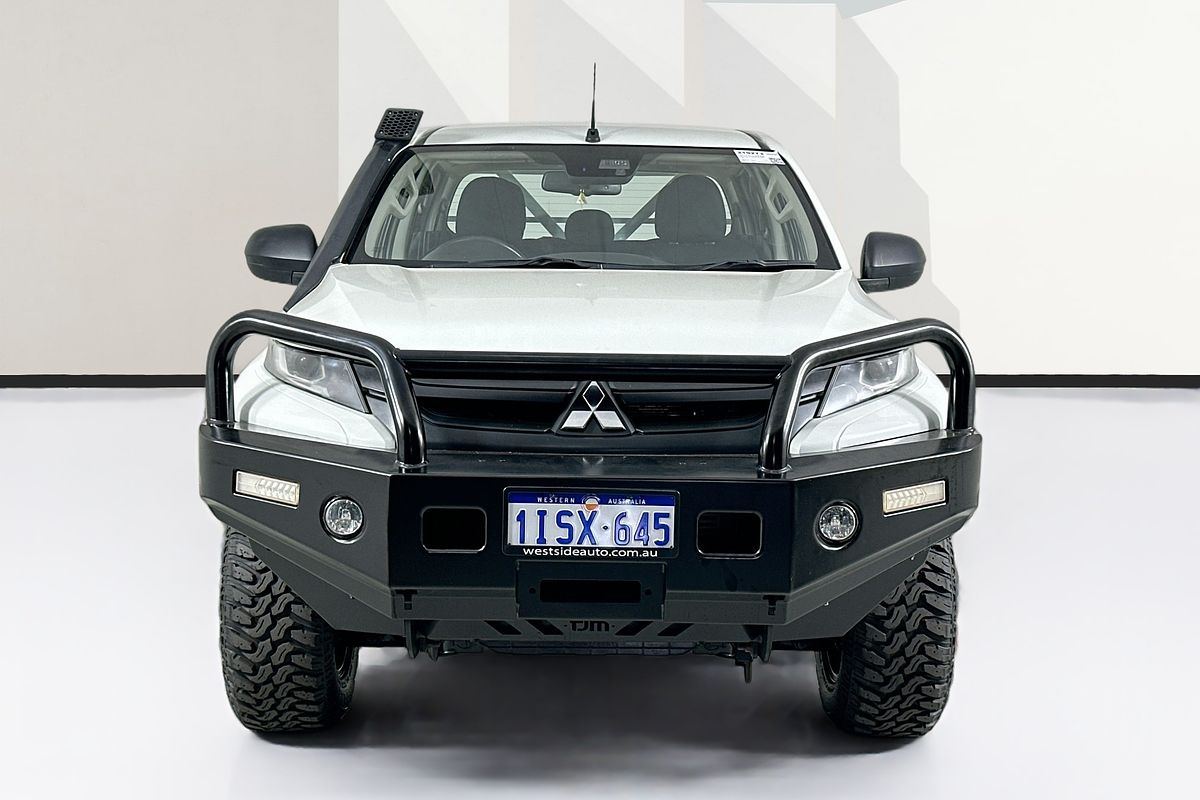 2022 Mitsubishi TRITON GLX+ (4x4) MR MY22 4X4
