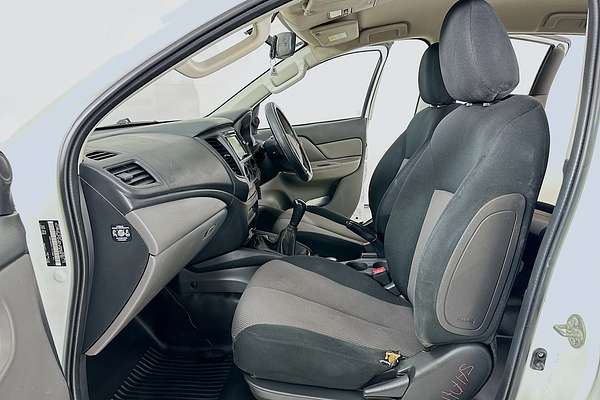2017 Mitsubishi Triton GLX MQ REAR WHEEL DRIVE