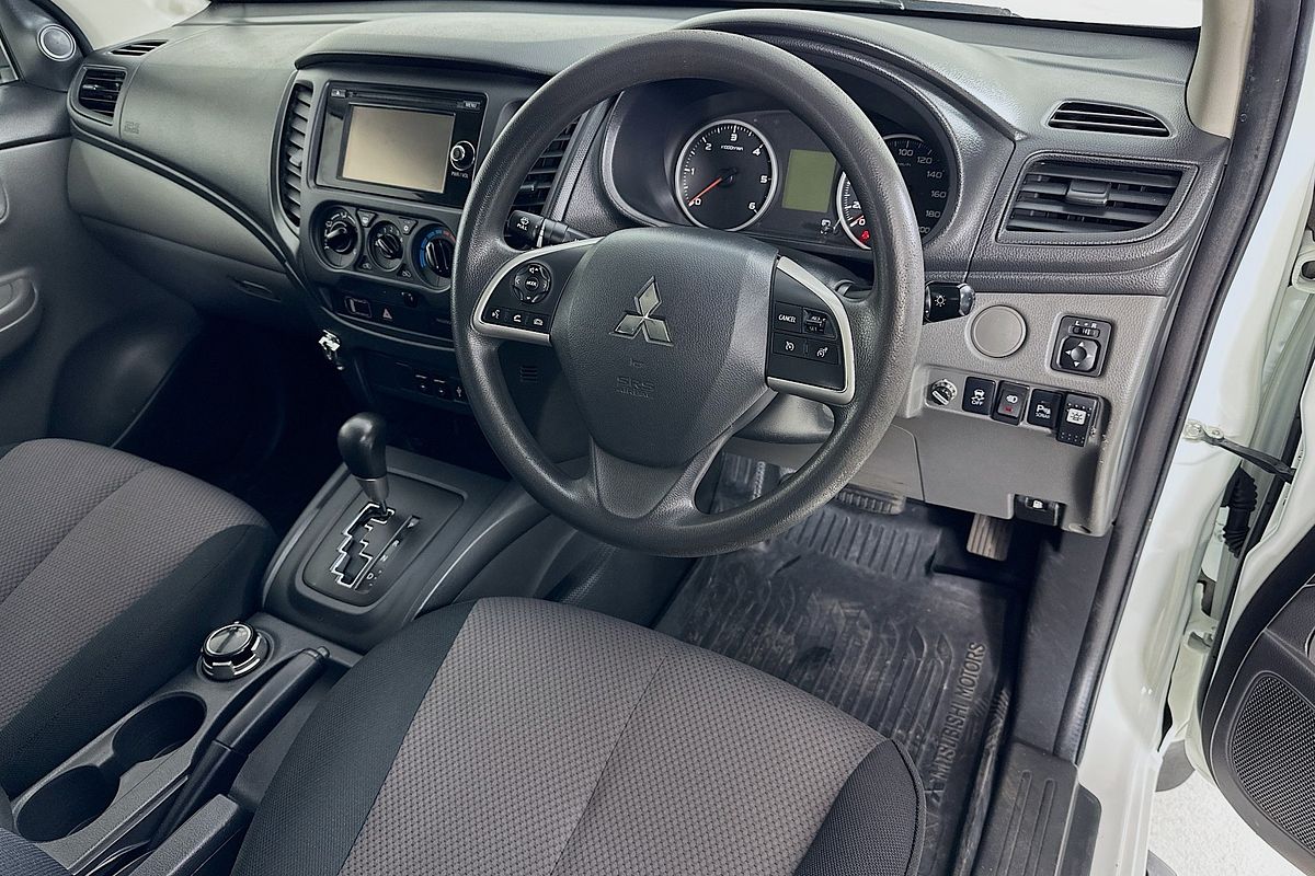 2017 Mitsubishi TRITON GLX PLUS (4x4) MQ MY17 4X4