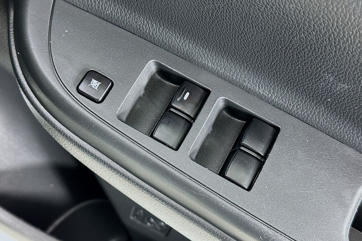 2022 Mitsubishi TRITON GLX-R (4x2) MR MY22 4x2
