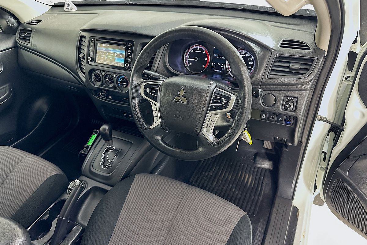2022 Mitsubishi TRITON GLX (4x4) MR MY22 4X4