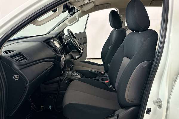 2022 Mitsubishi TRITON GLX (4x4) MR MY22 4X4