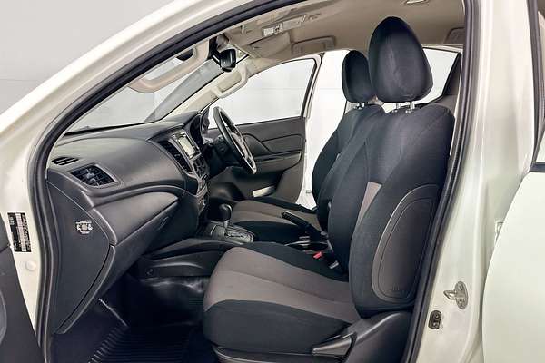 2022 Mitsubishi TRITON GLX (4x4) MR MY22 4X4