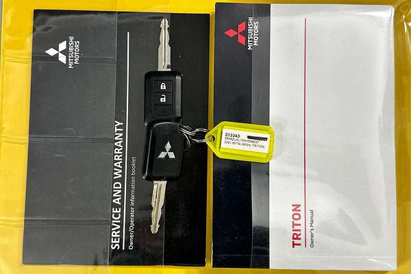 2021 Mitsubishi TRITON GLX (4x4) MR MY21 4X4