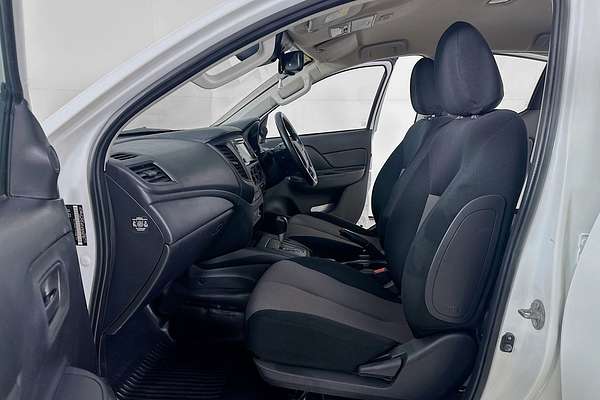 2022 Mitsubishi TRITON GLX (4x4) MR MY22 4X4