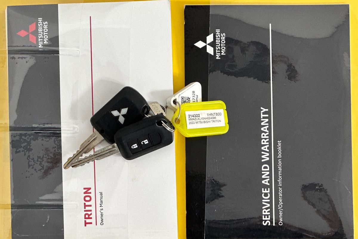 2022 Mitsubishi TRITON GLX (4x4) MR MY22 4X4