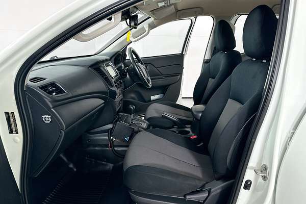 2022 Mitsubishi TRITON GLX (4x4) MR MY22 4X4