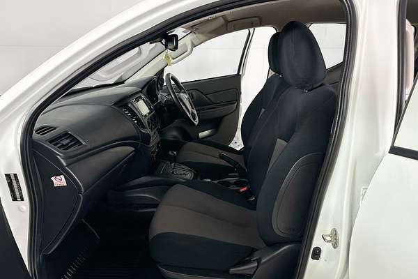 2022 Mitsubishi TRITON GLX (4x4) MR MY22 4X4