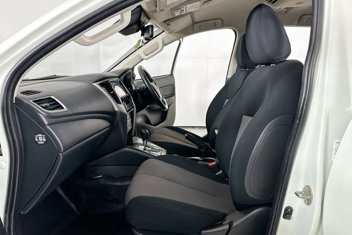 2022 Mitsubishi TRITON GLX+ (4x4) MR MY22 4X4