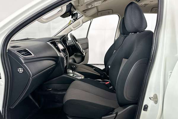 2022 Mitsubishi TRITON GLX+ (4x4) MR MY22 4X4