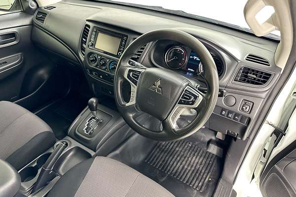 2022 Mitsubishi TRITON GLX (4x2) MR MY22 4x2