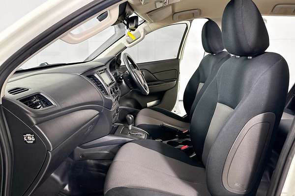 2021 Mitsubishi TRITON GLX (4x4) MR MY22 4X4