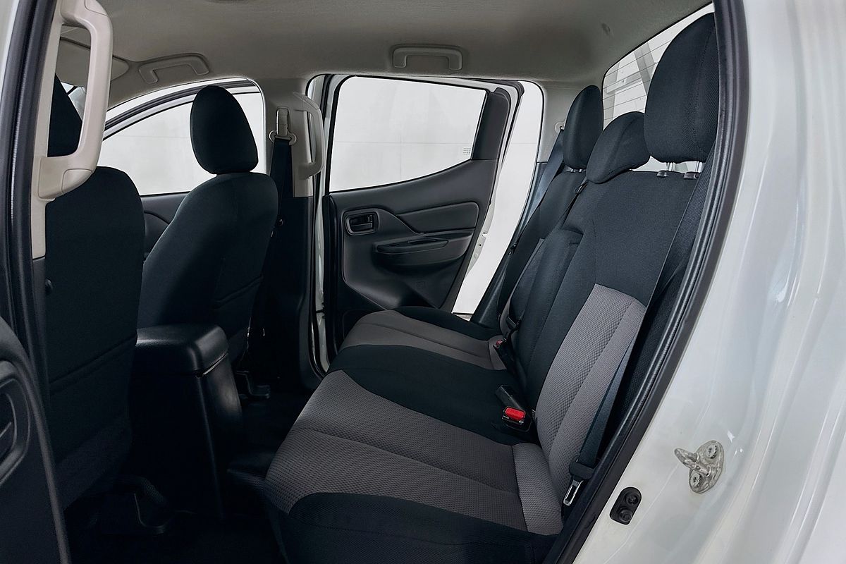 2022 Mitsubishi TRITON GLX (4x4) MR MY22 4X4