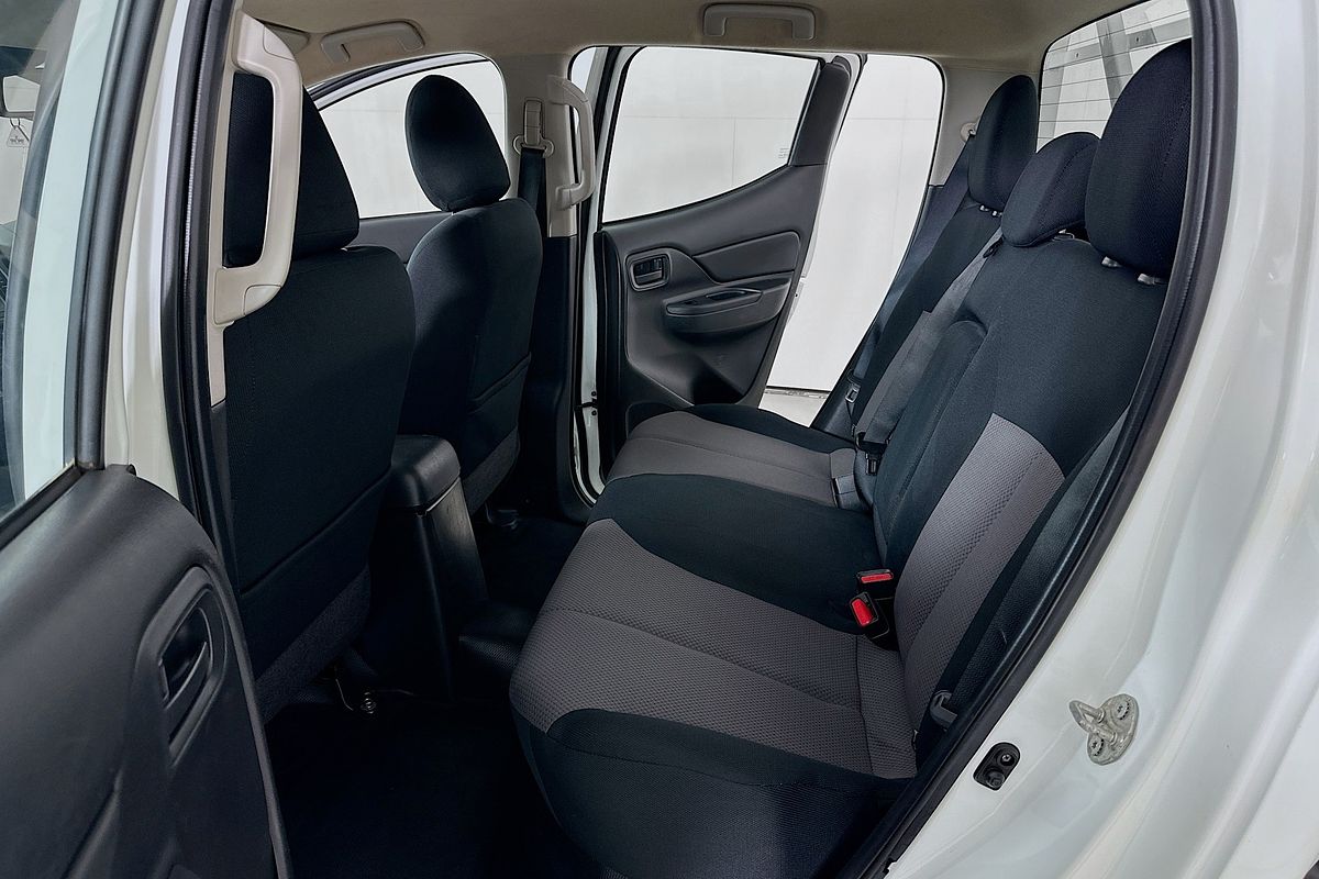 2022 Mitsubishi TRITON GLX (4x4) MR MY22 4X4
