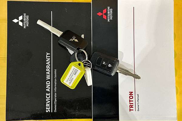 2022 Mitsubishi TRITON GLX (4x2) MR MY22 4x2