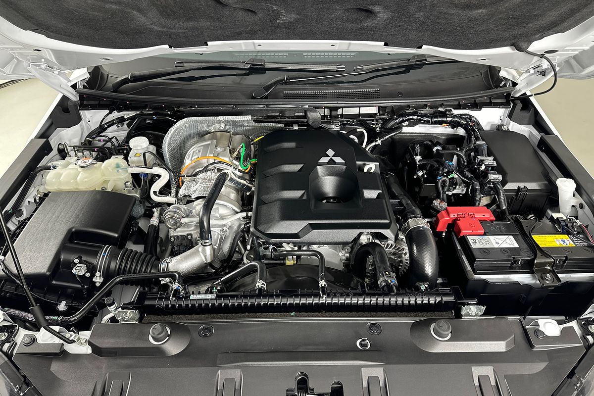 2024 Mitsubishi Triton GSR MV 4X4