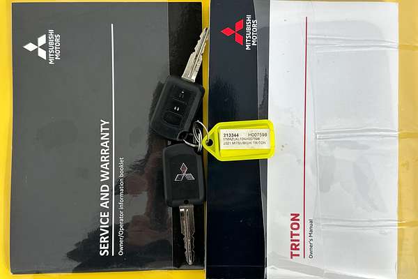 2021 Mitsubishi TRITON GLX (4x4) MR MY21 4X4