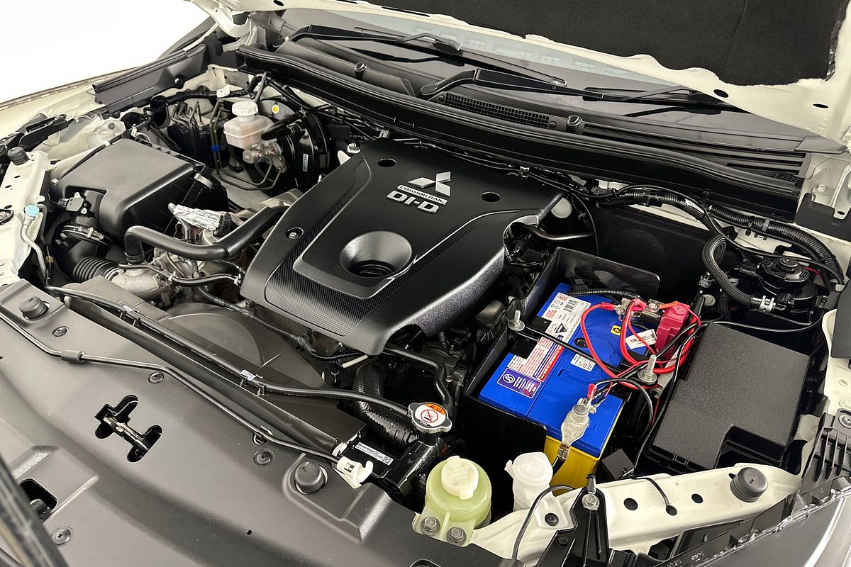 2021 Mitsubishi TRITON GLX+ (4x4) MR MY22 4X4